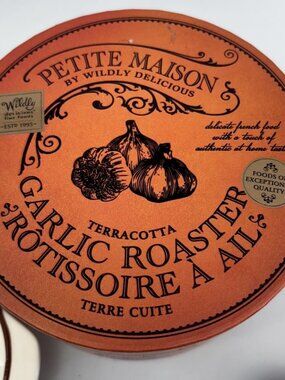NEW Petite Maison Terracotta Garlic Roaster by Wildly Delicious in Original Box